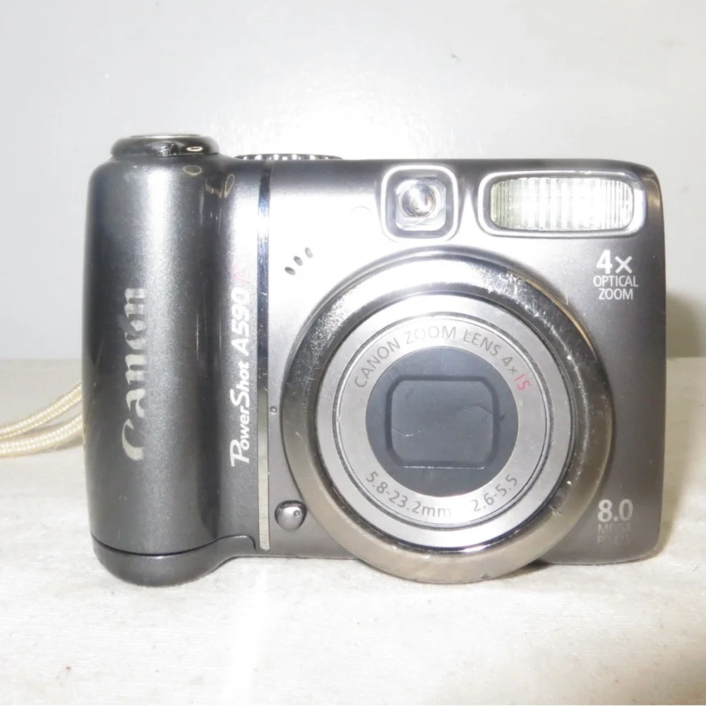 Canon PowerShot A590 Digital Camera - Silver and Black